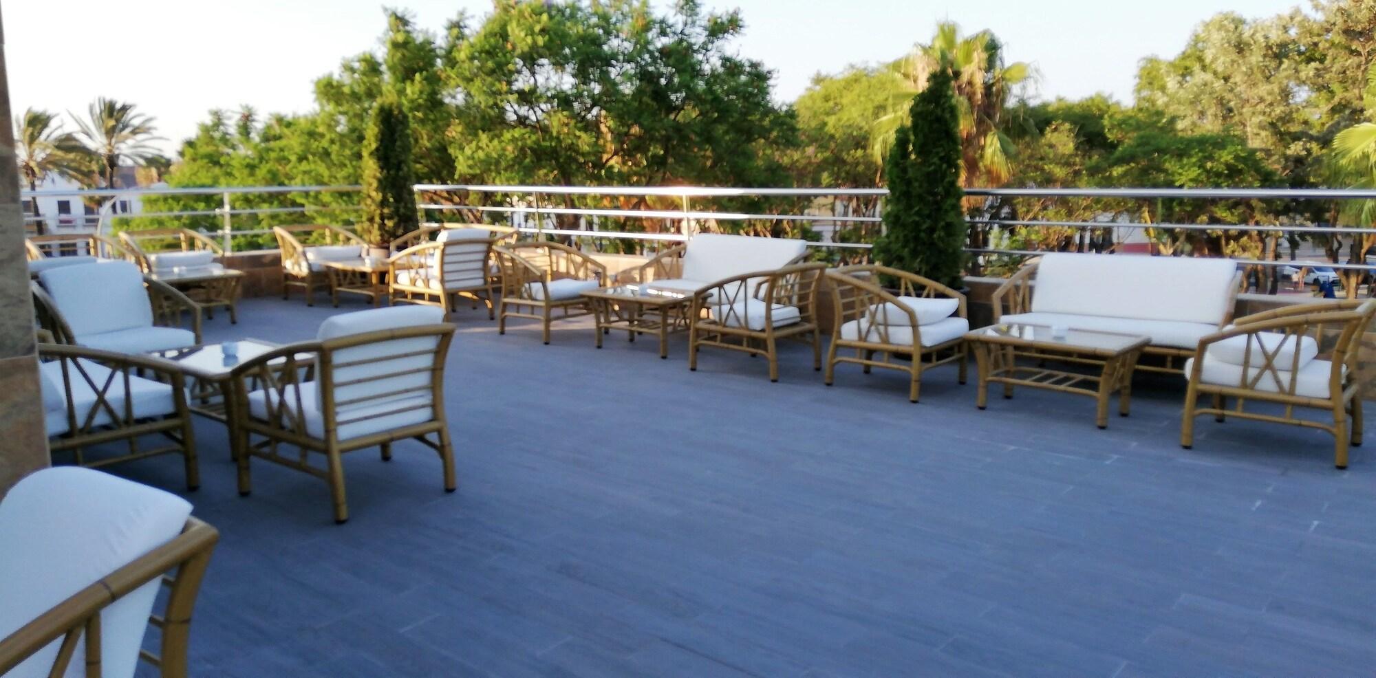 Hotel Lb Lebrija By Ma 22 Puntos Extérieur photo